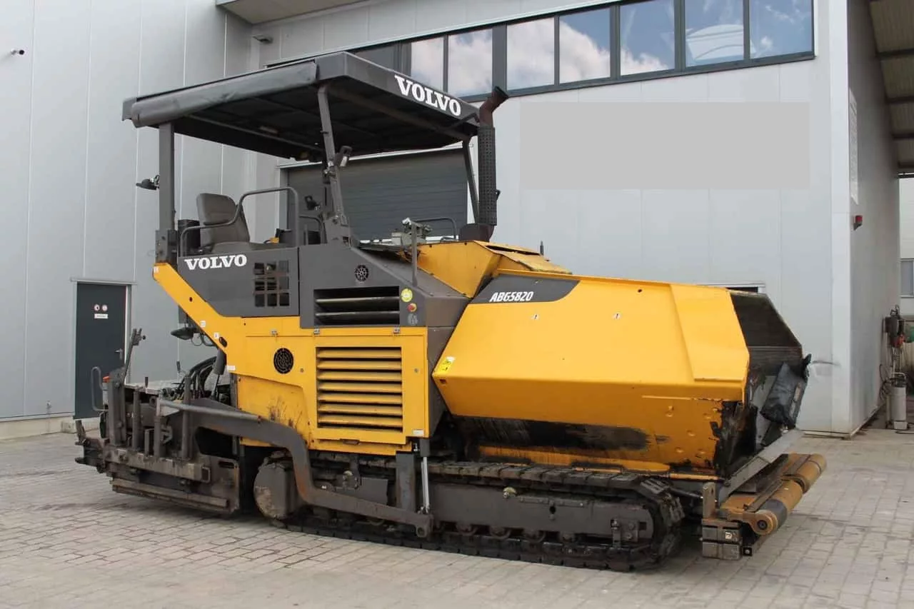 Асфальтоукладчик Volvo ABG 5820