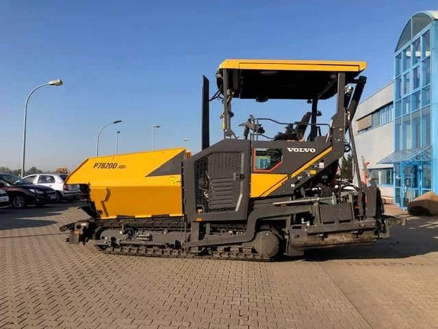Асфальтоукладчик Volvo ABG P7820D