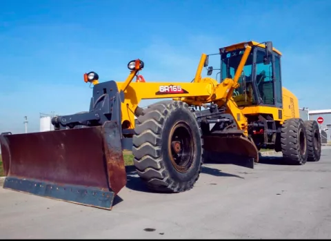 Автогрейдер XCMG GR165