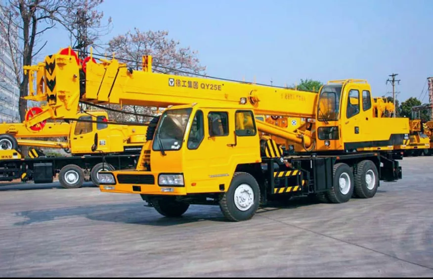 Автокран 25 т XCMG QY25E