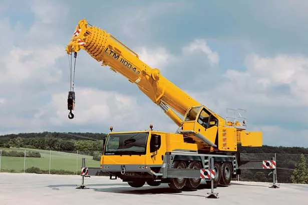 Автокран Liebherr LTM 1100 100 т