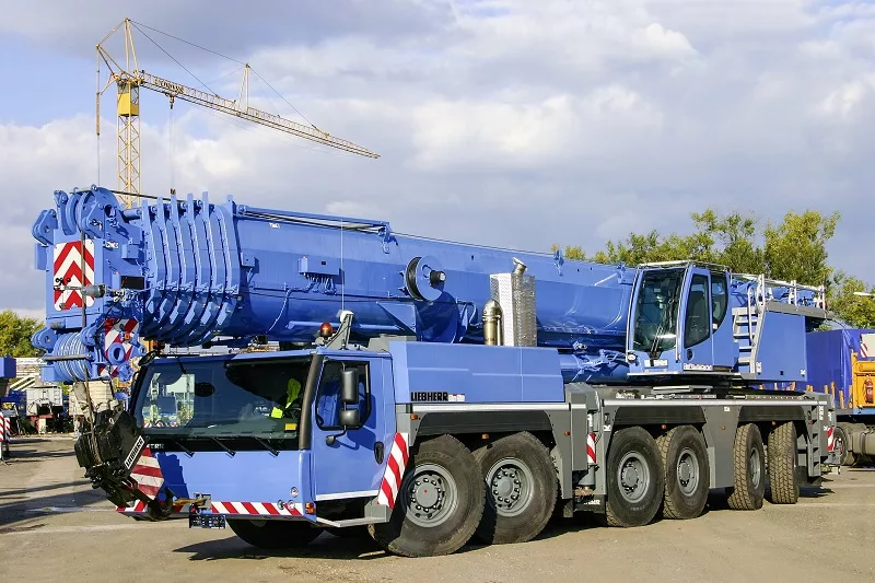 Автокран Liebherr LTM 1300-6.2 300 т