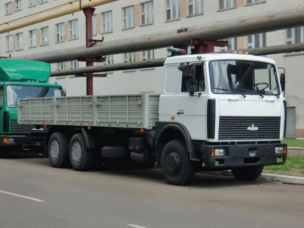 Бортовая машина МАЗ 6303 9 тонн