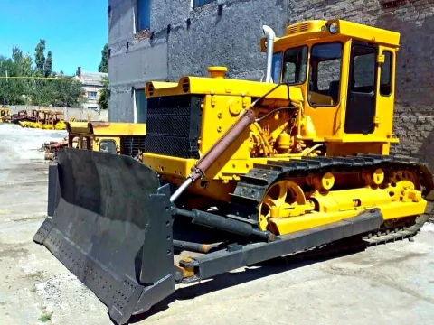 Бульдозер 14,5 тонн ЧТЗ Т-130