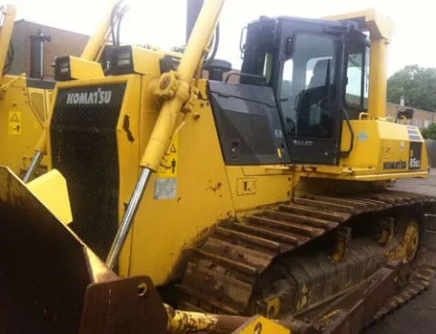 Бульдозер Komatsu D85EX-15