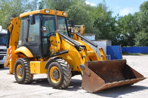 Экскаватор-погрузчик JCB 2CX