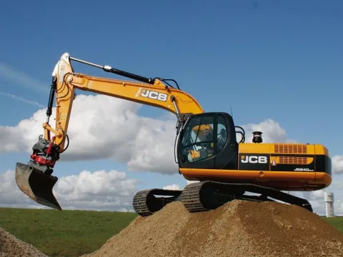 Гусеничный экскаватор JCB JS 240