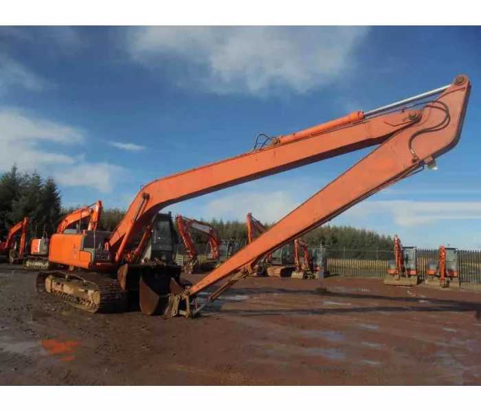 Гусеничный экскаватор с длинной стрелой Hitachi ZX330 Long Reach 22м