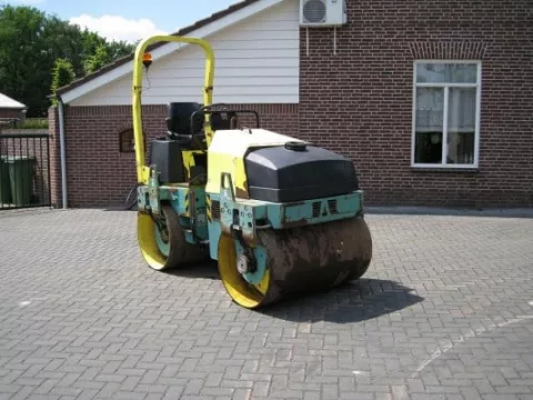 Каток Ammann AV 26 K комбинированный 3 т