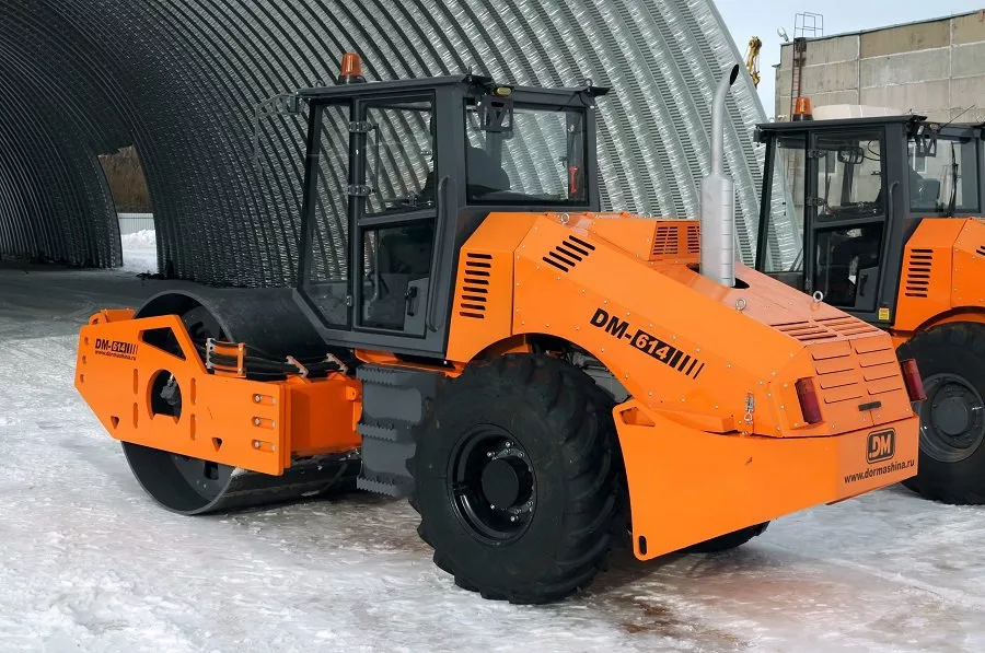 Каток DM-614 14 т