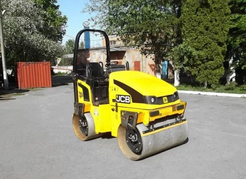 Каток JCB VMT 260 2,7 т