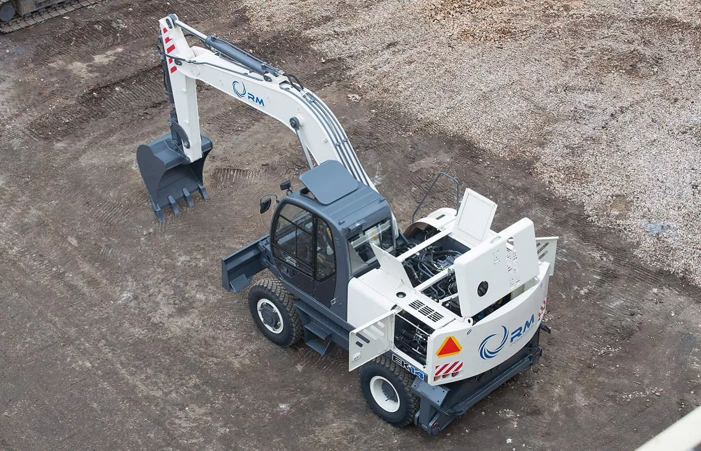 Колёсный экскаватор Terex EK-14
