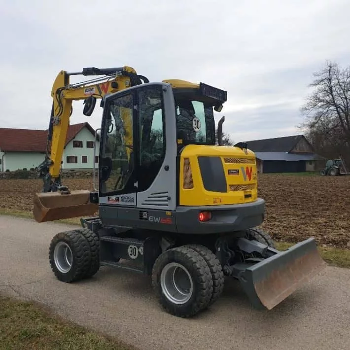 Колёсный экскаватор Wacker Neuson EW65