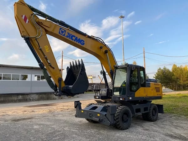 Колёсный экскаватор XCMG XE210WB
