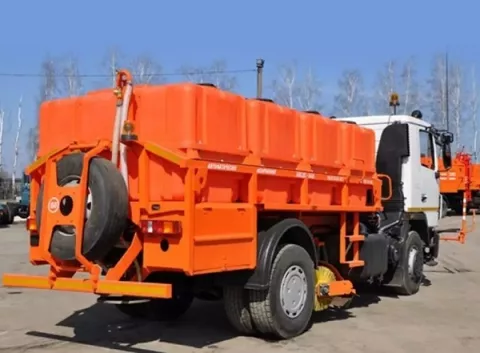 Поливомоечная машина на базе МАЗ МКДС-3405 10 м3