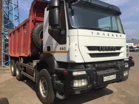 Самосвал Iveco Trakker AD380T38H