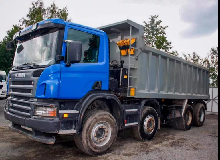 Самосвал Scania P380CB 8×4