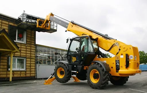 Телескопический погрузчик JCB LOADALL 540-140