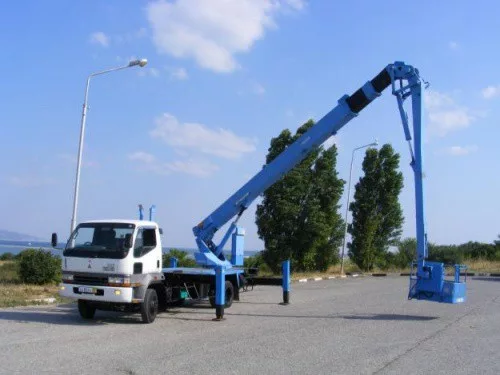 Японская автовышка 25 м